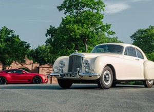 Bentley Continental R-Type – ikona sportowego luksusu obchodzi 70. urodziny