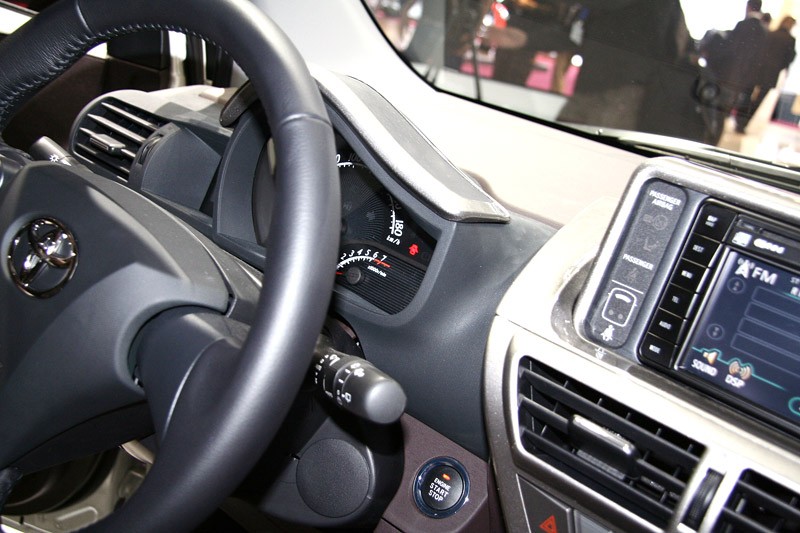 Paryż 2008: Toyota iQ – pierwsze wrażenia
