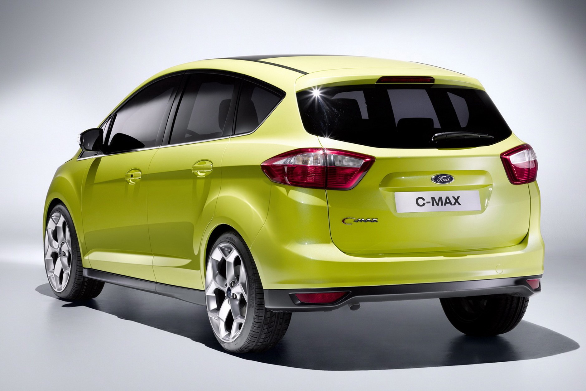 Nowy Ford C-MAX - Dwie wersje