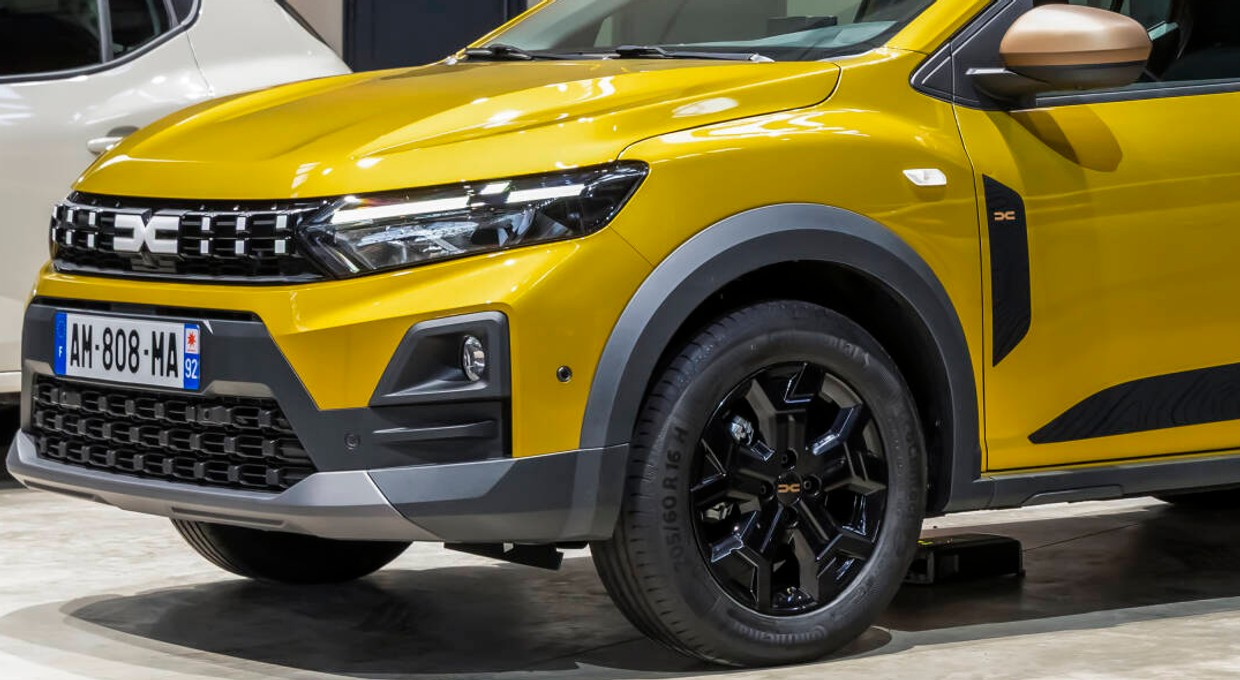 Dacia za jednym razem zmodernizowała trzy modele: Sandero, Sandero Stepway i Joggera