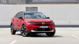 Nowy Citroen C4 Hybrid kosztuje od 103 tys. zł. Okazja czy niekoniecznie?