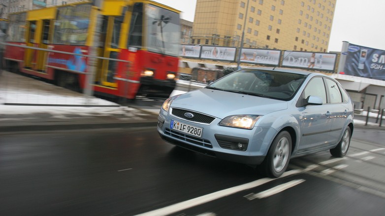 Przejazd przez tory tramwajowe