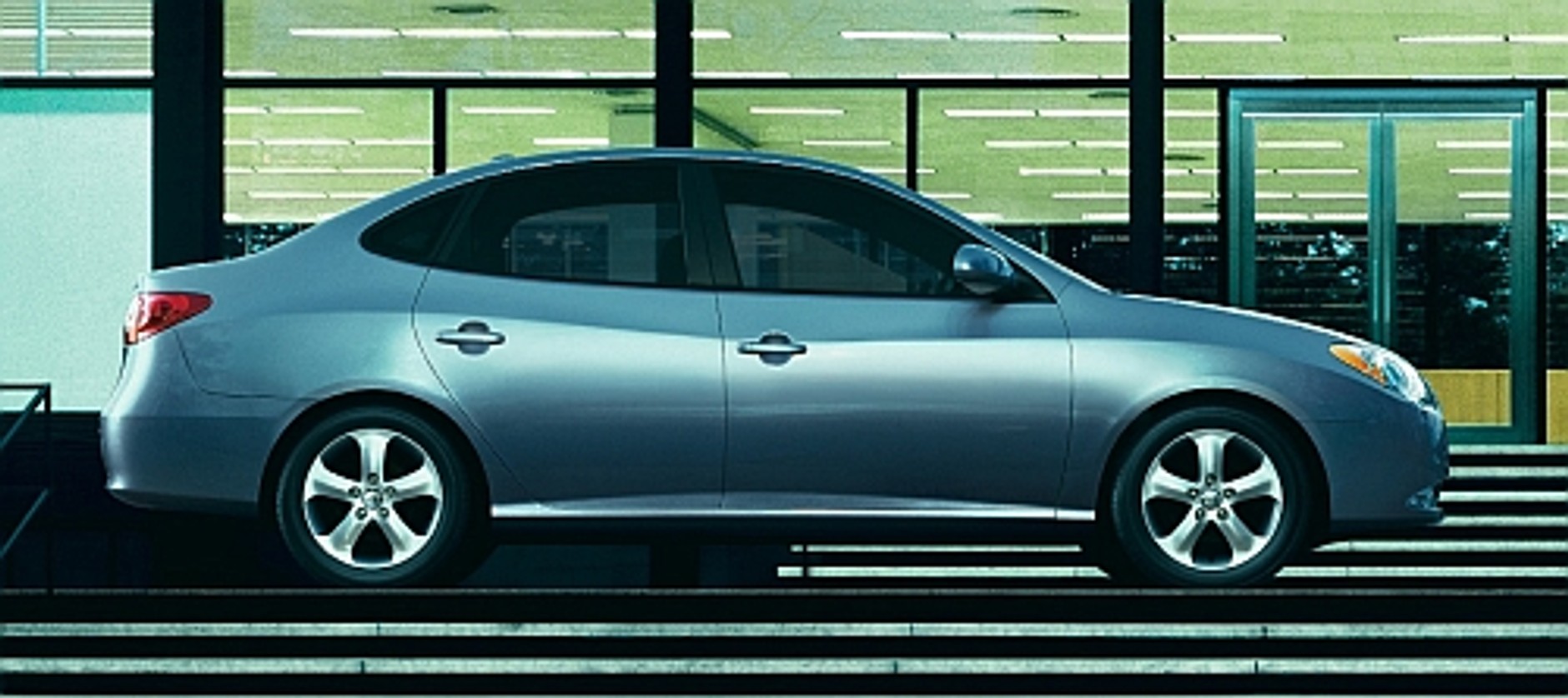 Hybrydowy Hyundai pojawi się w salonach już w lipcu 2009 roku