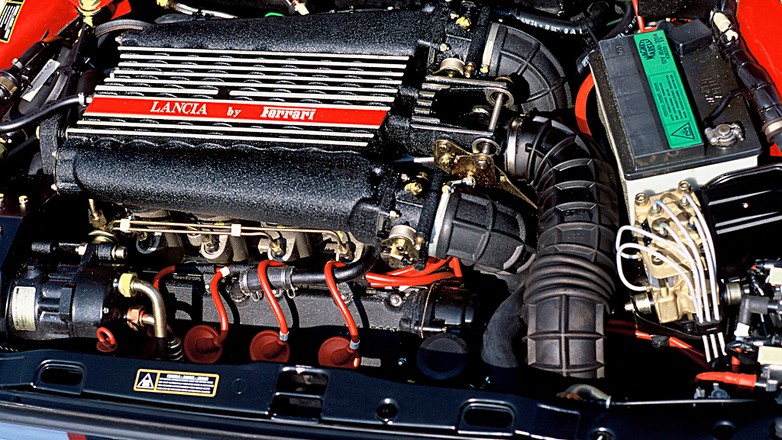 Lancia Thema 8.32 (wersja po liftingu; 1988-1992)