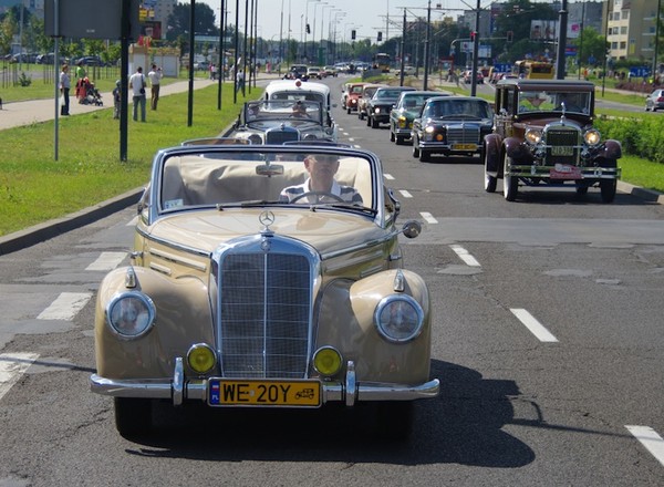Gdzie pojechać oldtimerem: zloty, rajdy, konkursy elegancji