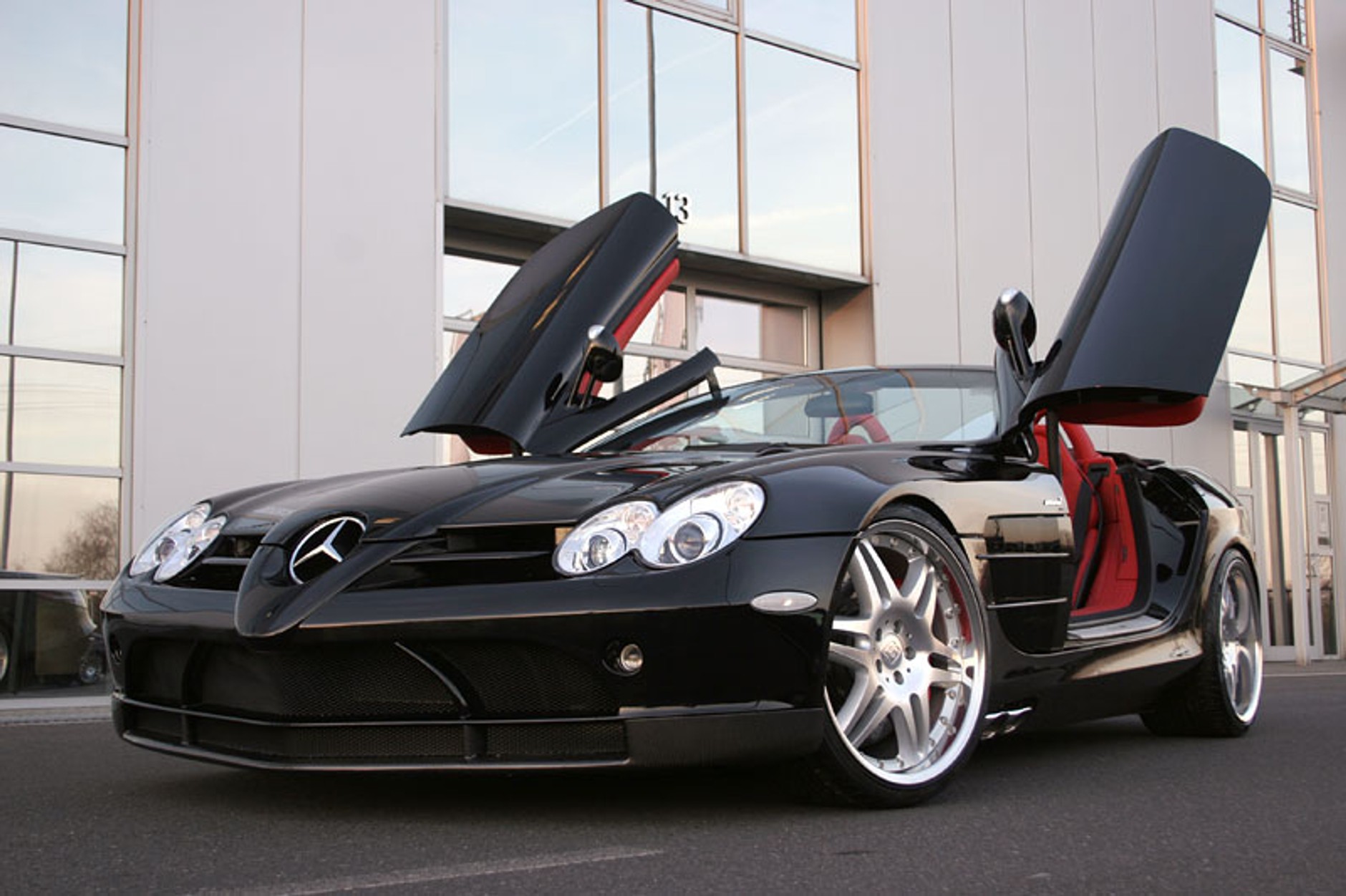 Essen Motor Show 2007: Brabus SLR Roadster – chromowany amfiteatr