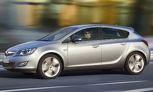 Nowy Opel Astra - Kompakty nie muszą być nudne!