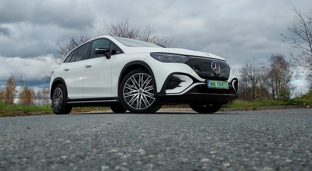 Czy luksusowy, elektryczny SUV może być lepszy niż odpowiednik z silnikiem Diesla? Odpowiedź jest jednoznaczna