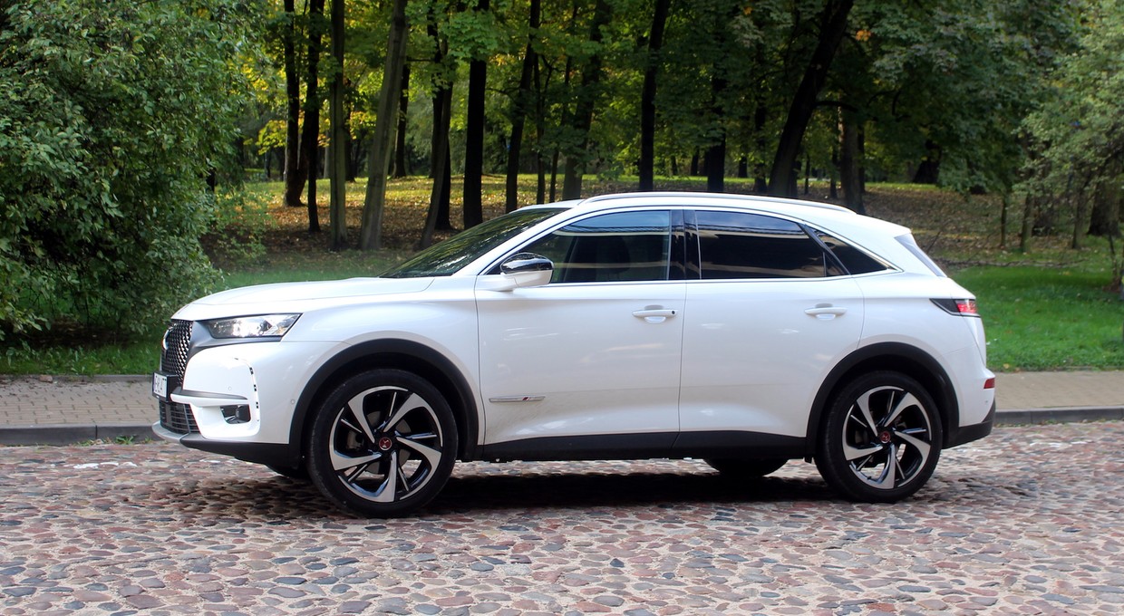 DS 7 Crossback 1.6 225 KM Performance Line – więcej sportu czy komfortu? | TEST