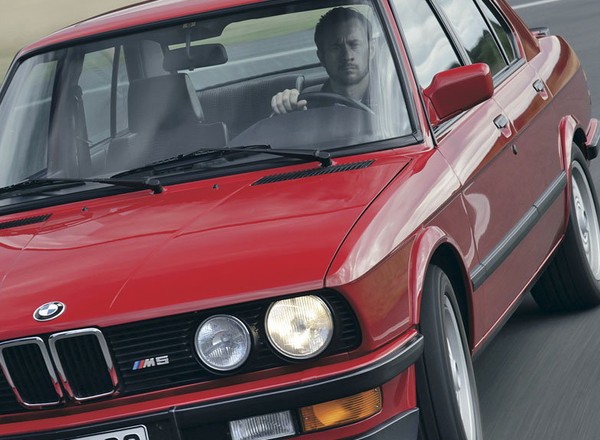 BMW M5 - Tak sportowe potrafią być limuzyny