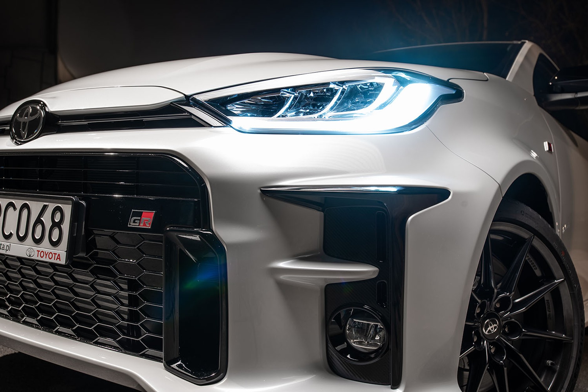 Toyota GR Yaris - zainspirowana rajdami