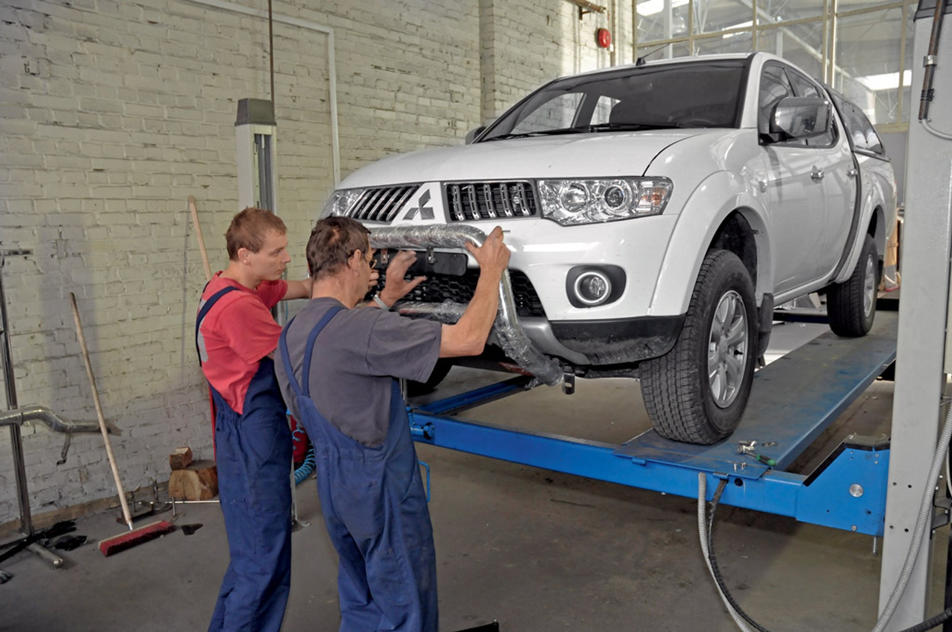 Orurowanie terenówki: to design czy ochrona?