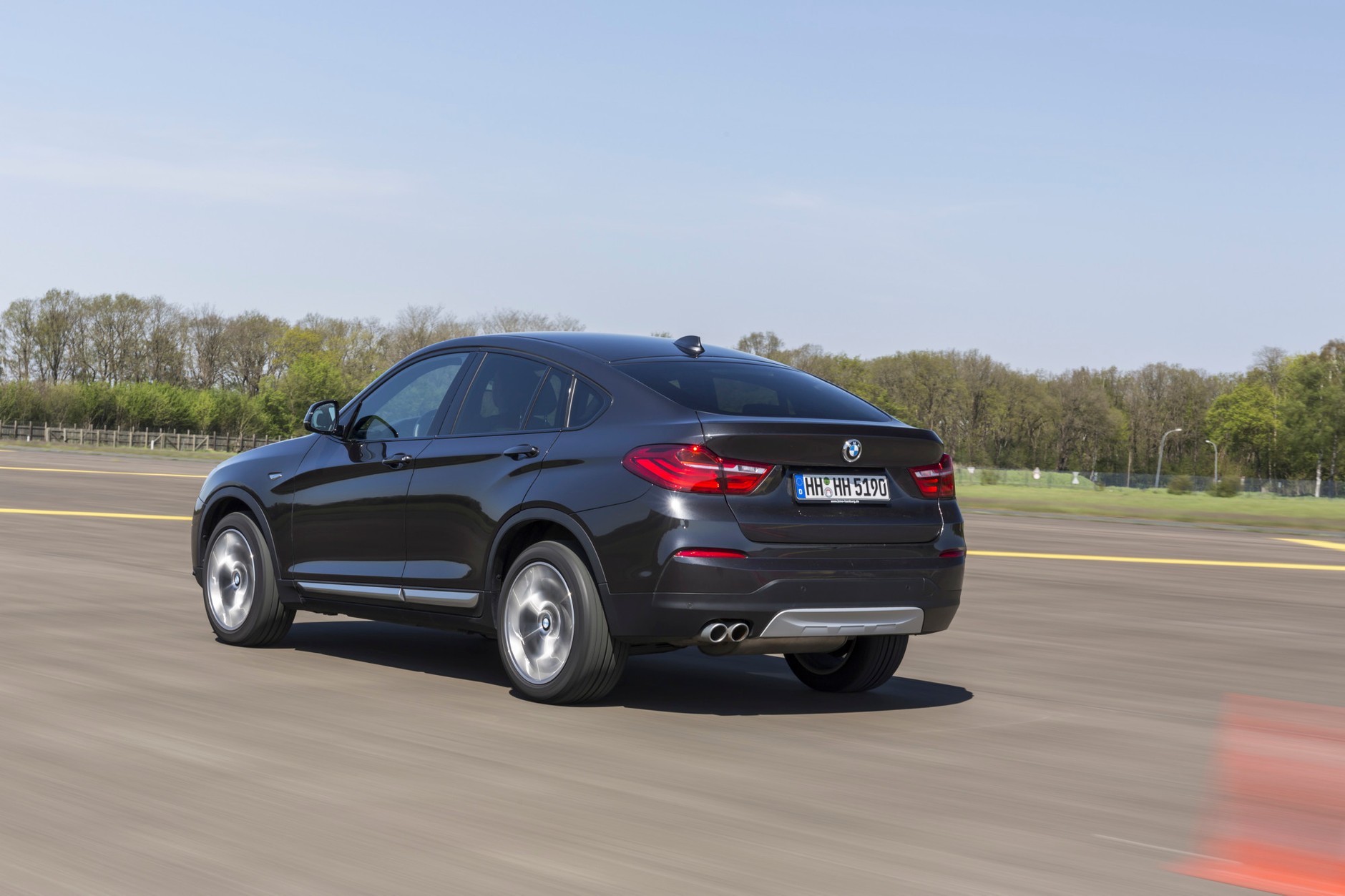 Pojedynek indywidualistów - BMW X4 i Jaguar F-Pace