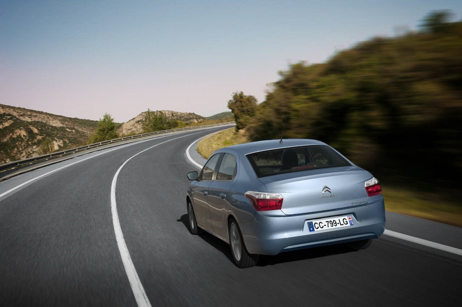 Citroen C-Elysee w polskich salonach