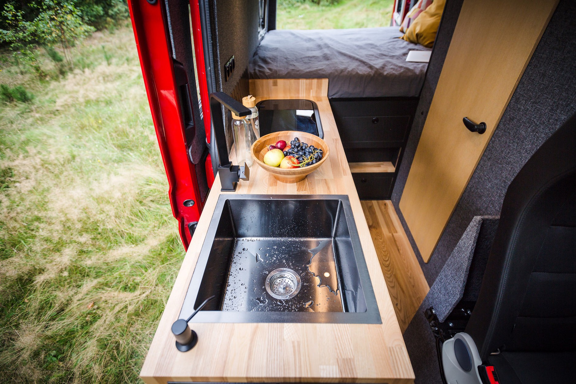 Jak powstaje kamper na zamówienie