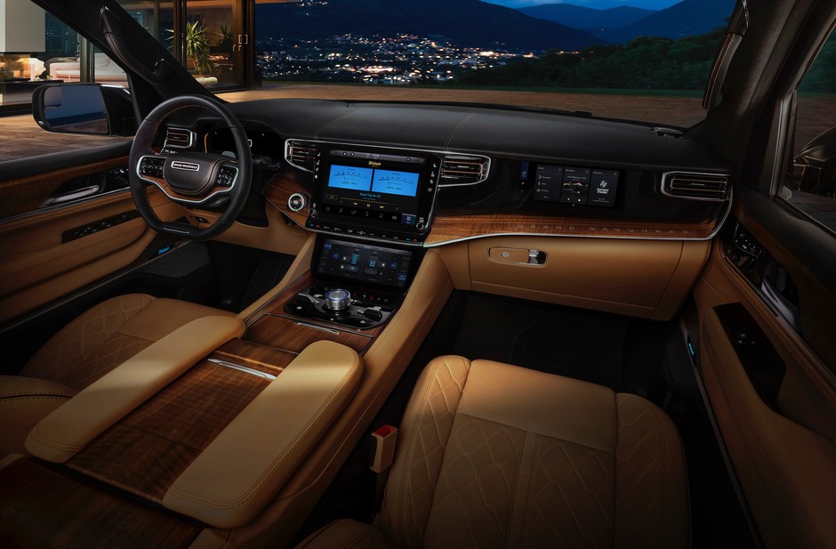 Jeep Grand Wagoneer 6
