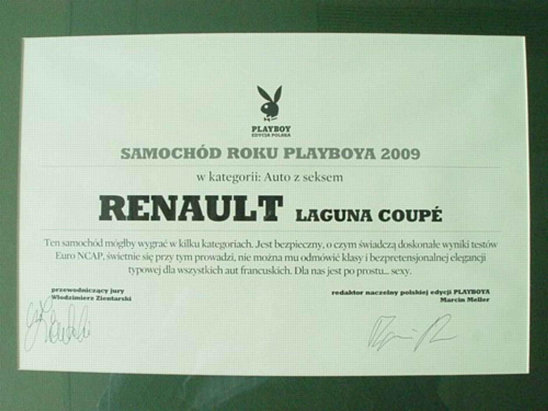 Laguna Coupe uznana przez Playboya za Auto z seksem