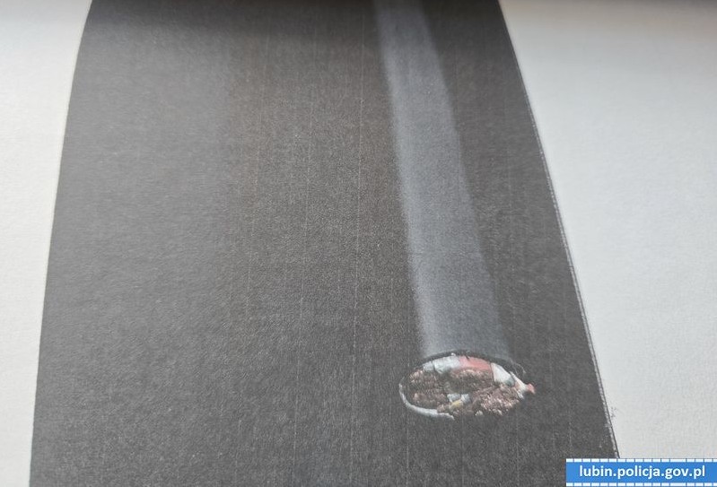 Odcięty kabel od ładowarki