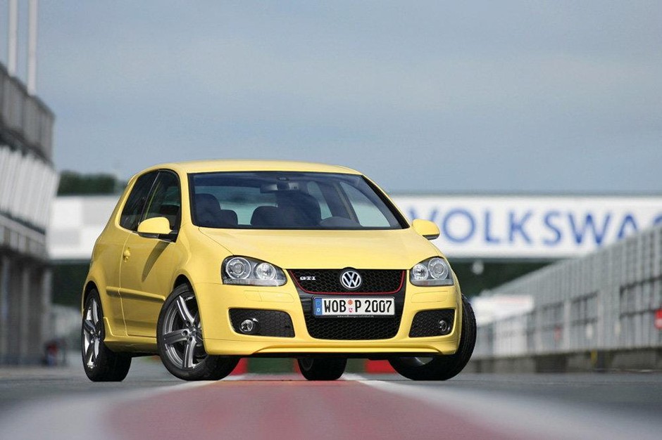 VW Golf GTI V Edition 30Pirelli