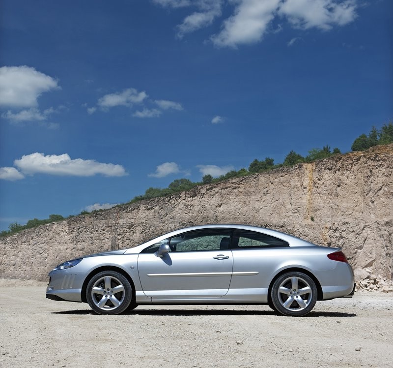 Peugeot 407 Coupé 3,0 V6 HDi: najmocniejszy seryjny Peugeot
