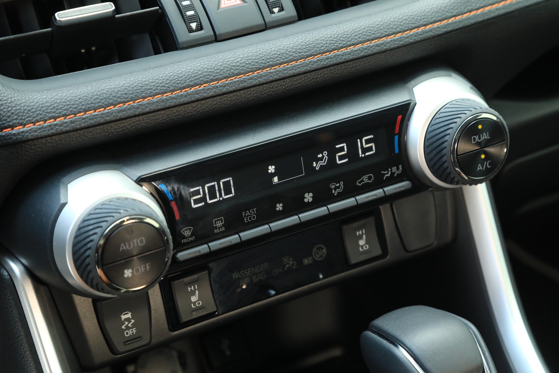 Toyota RAV4 2.5 Hybrid AWD-i 2022 5. generacja FL