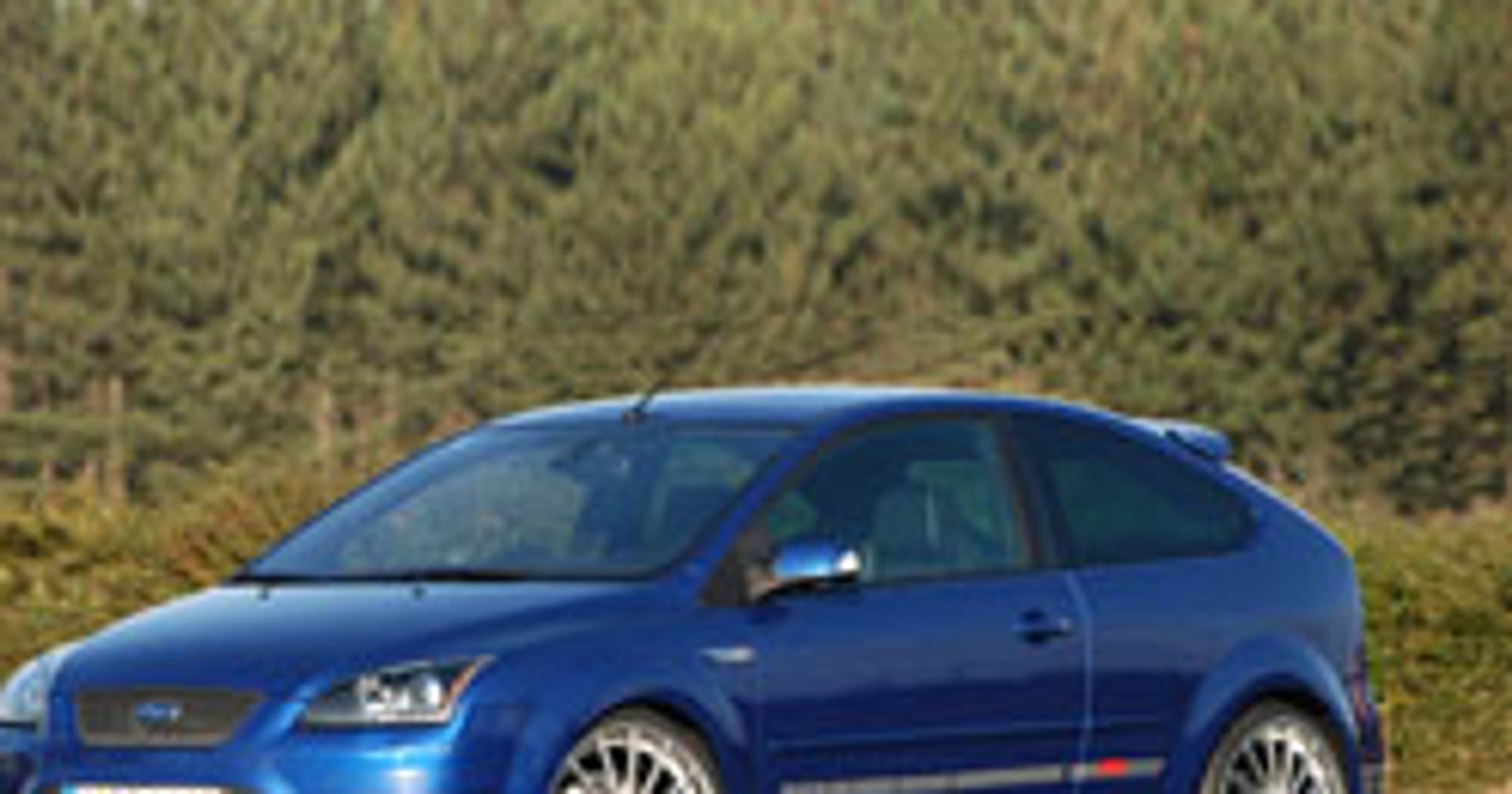 Ford Focus ST Race: fabryczny pakiet optyczny