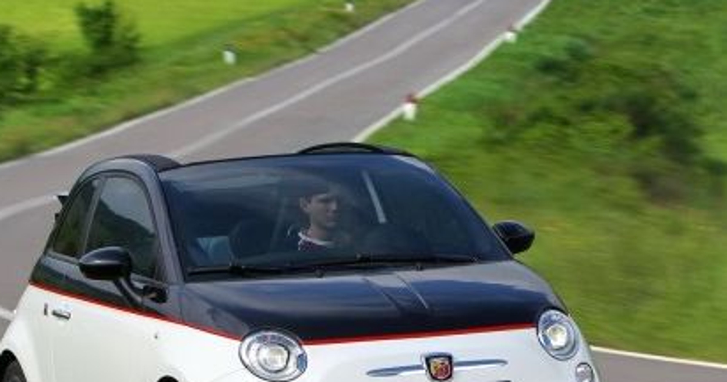 Abarth 500C za kilka dni wjedzie do salonów