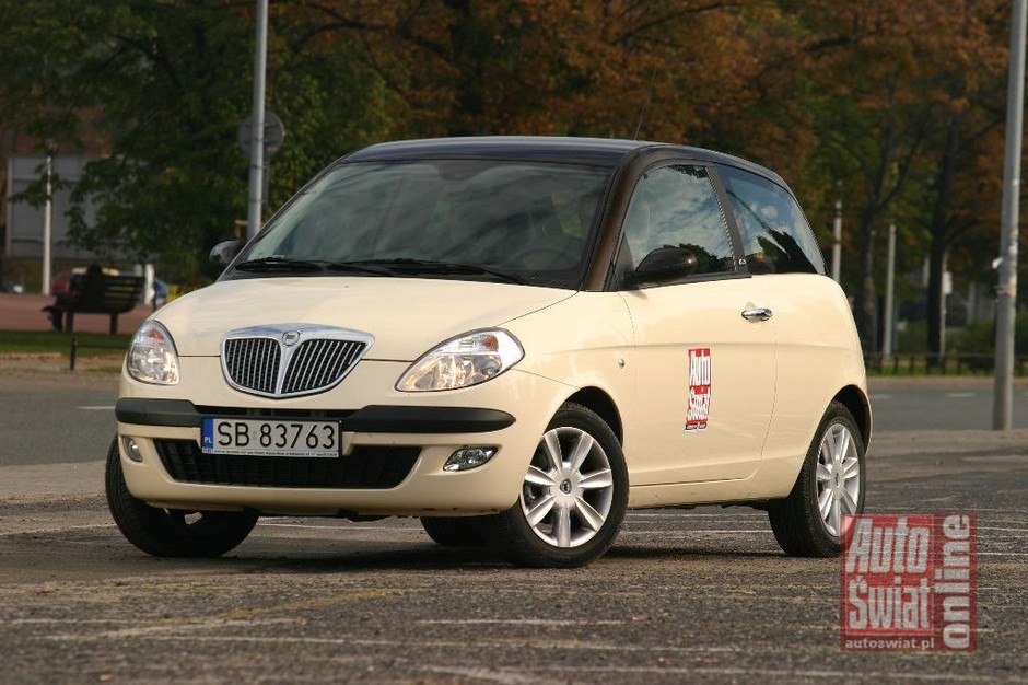 Lancia Ypsilon