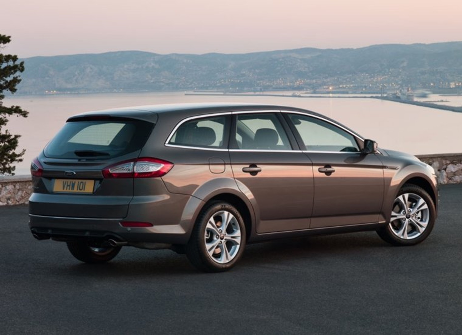 Ford Mondeo zmodyfikowany po trzech latach