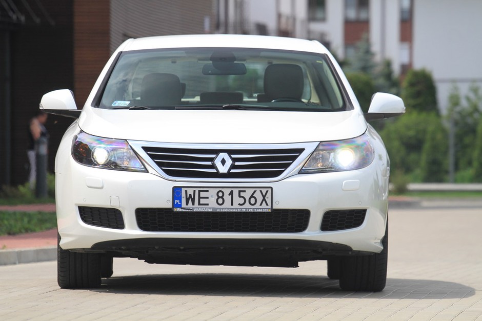Renault Latitude: elegancja-Francja