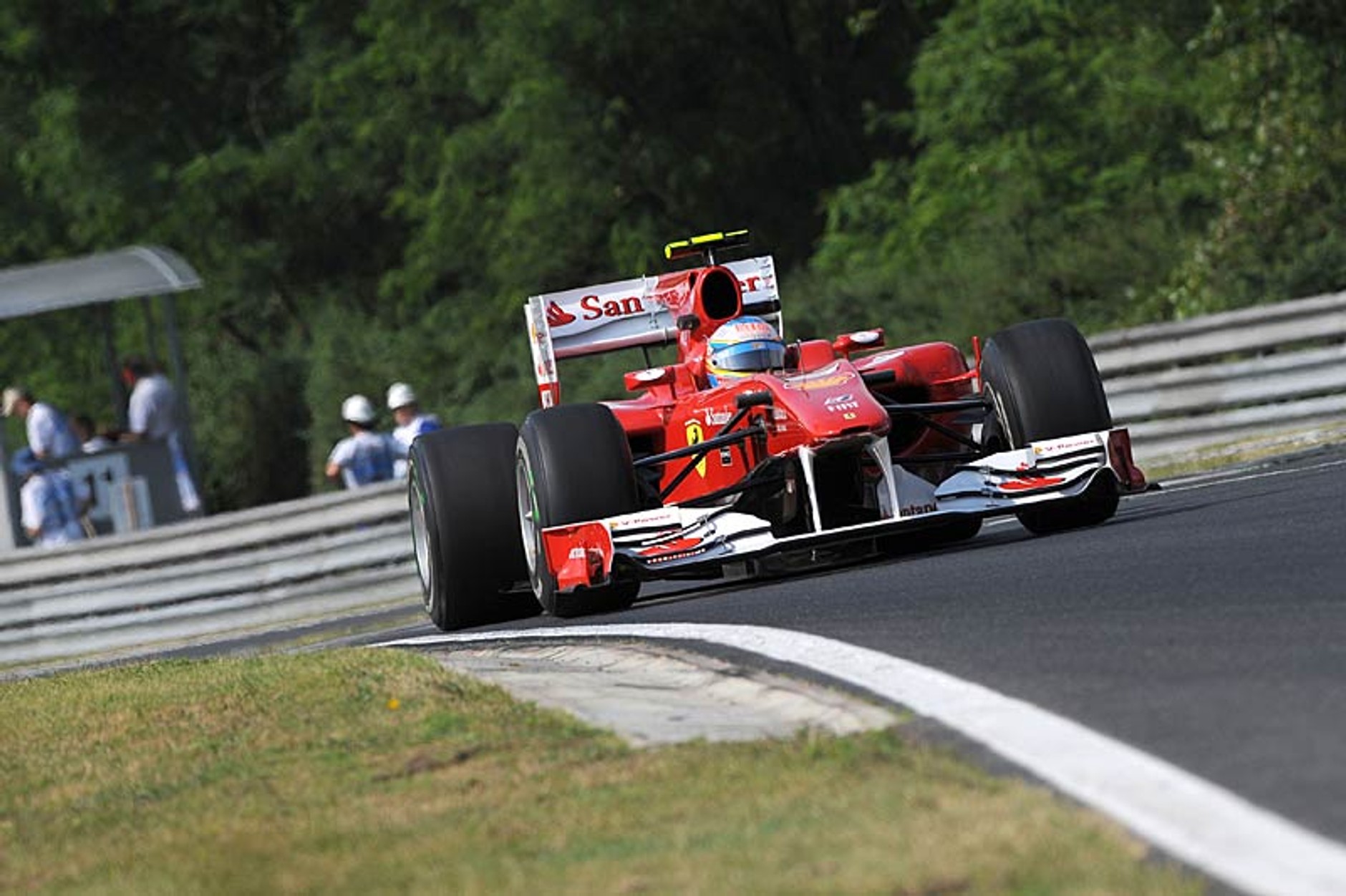 Grand Prix Węgier 2010: fruwające koła, niedościgniony Webber, niepowodzenie Kubicy (relacja, wyniki)