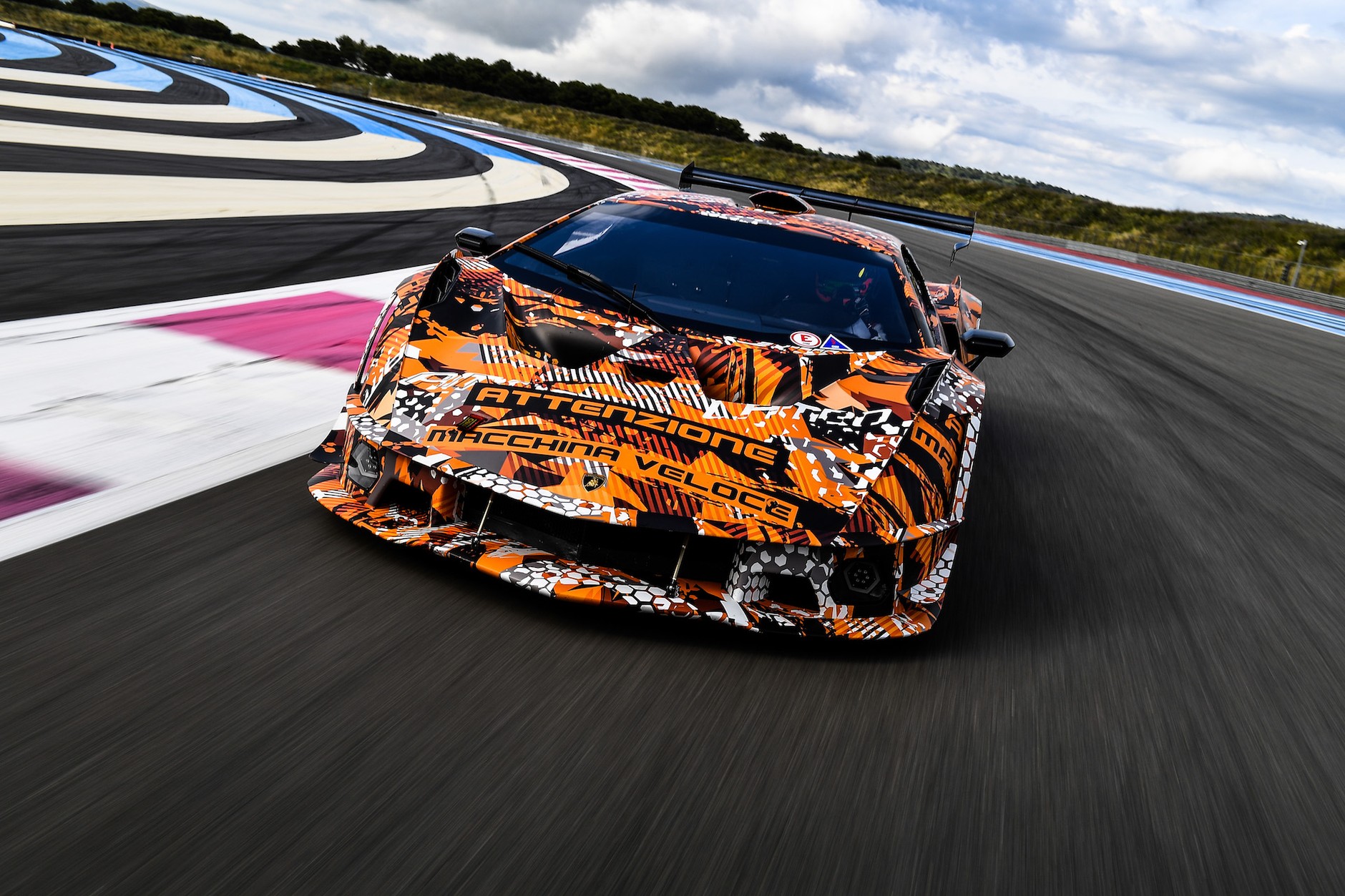 Lamborghini SCV12