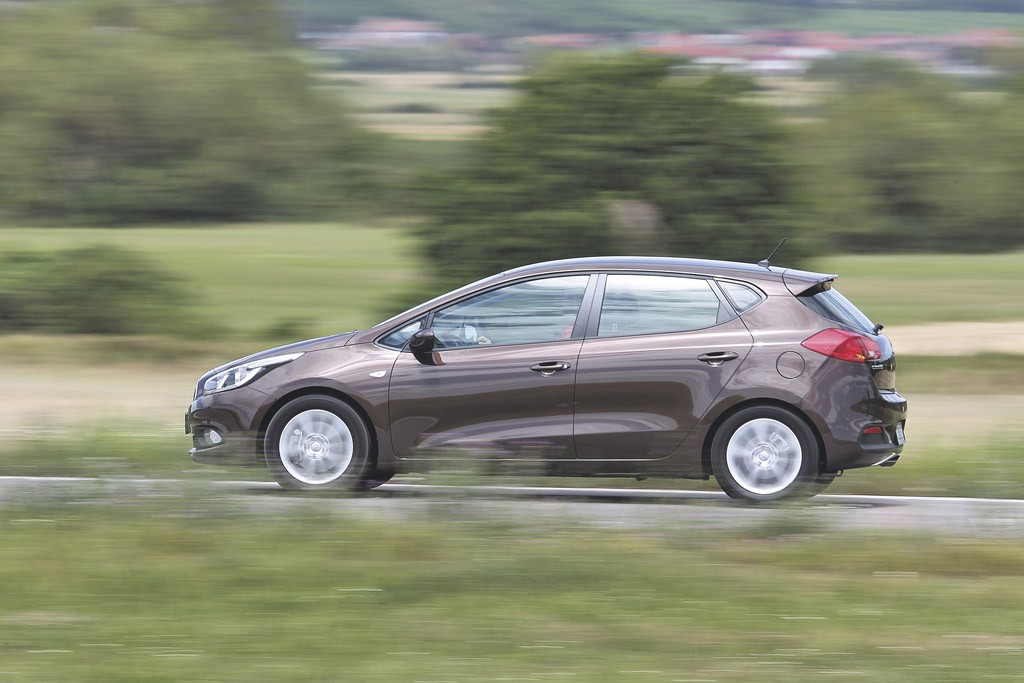 Dacia Lodgy kontra Kia ceed i Skoda Rapid: rodzinne auta w dobrej cenie