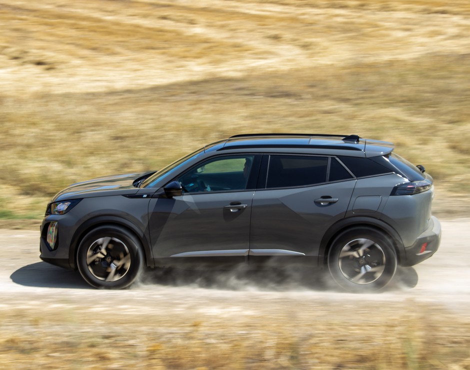 2023 Peugeot e-2008