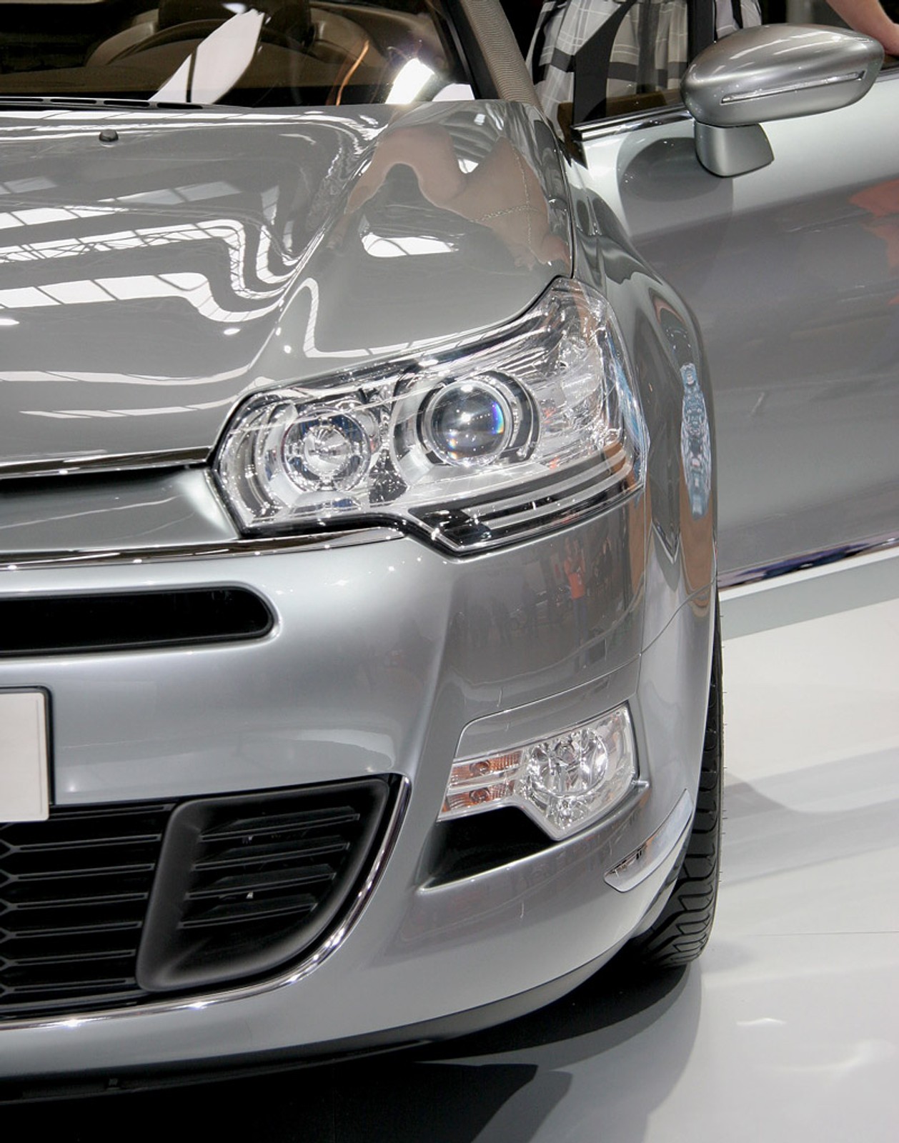 Nowy Citroen C5 zostanie zaprezentowany 18. października