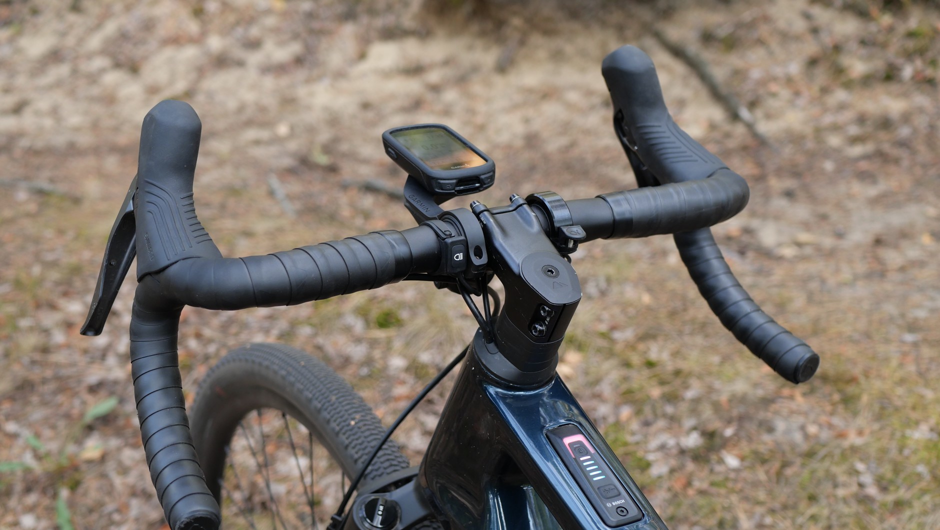 Canyon Grizl:ON CF 7: zwłaszcza w przypadku rowerów z kierownicą typu baranek istotny jest prawidłowy dobór rozmiaru i ustawienie roweru do rowerzysty