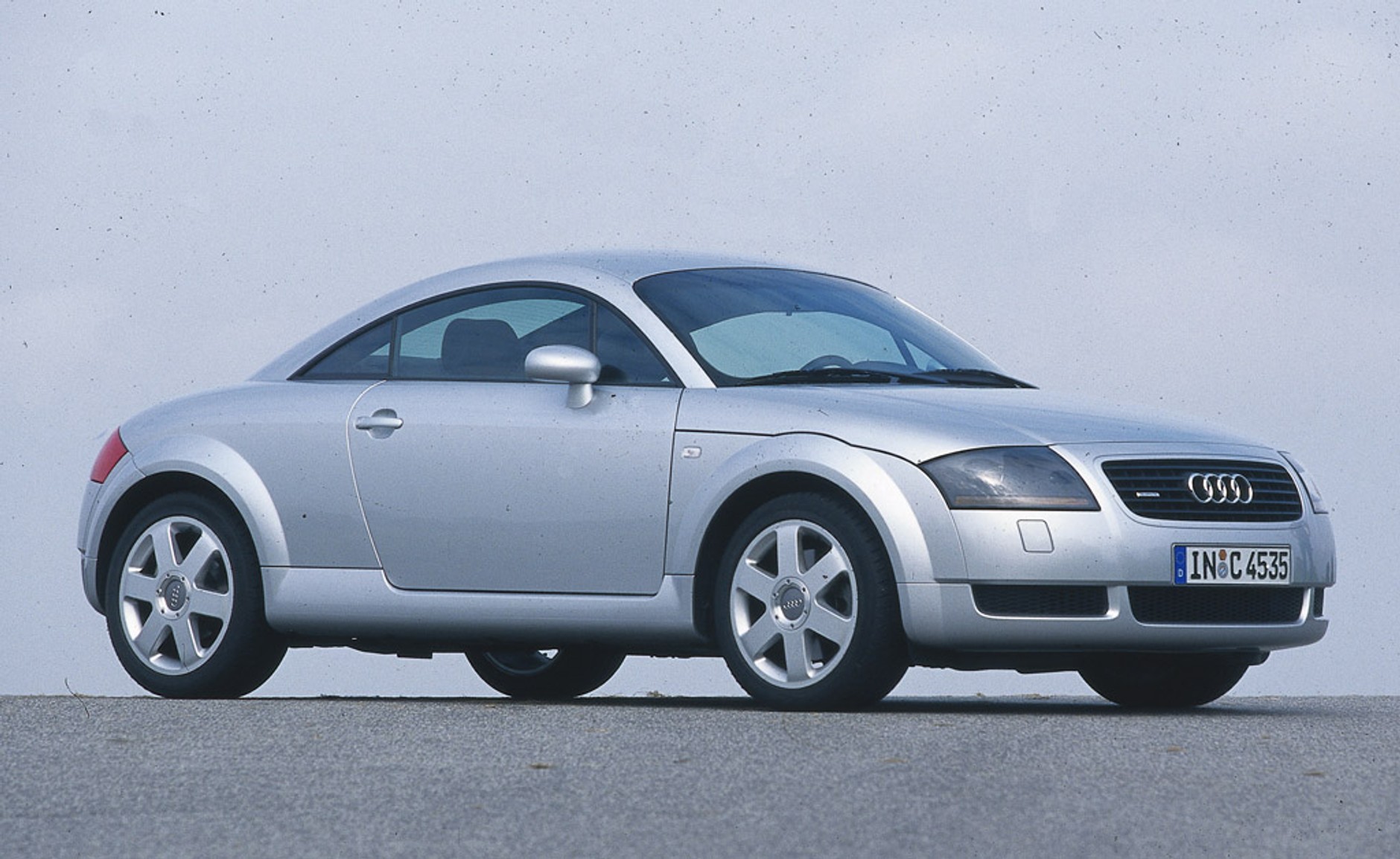 Czy 4x4 pozwala na więcej? Szukamy najlepszego używanego SUV-a