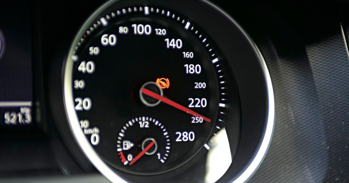 VW Golf 2.0 TDI GTD, prędkościomierz