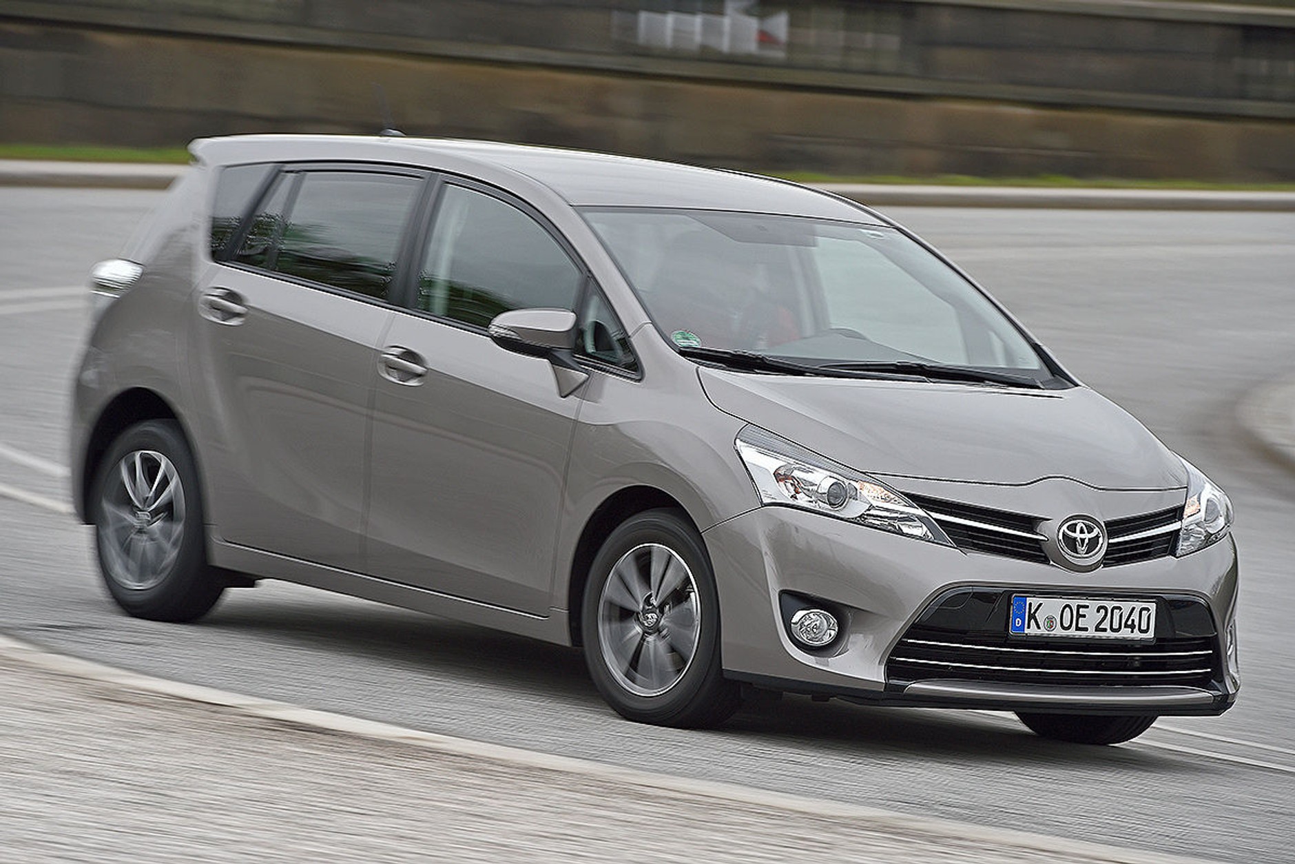 Toyota Verso 1.6 D-4D 7-Sitzer Start/Stop Life (112 KM)