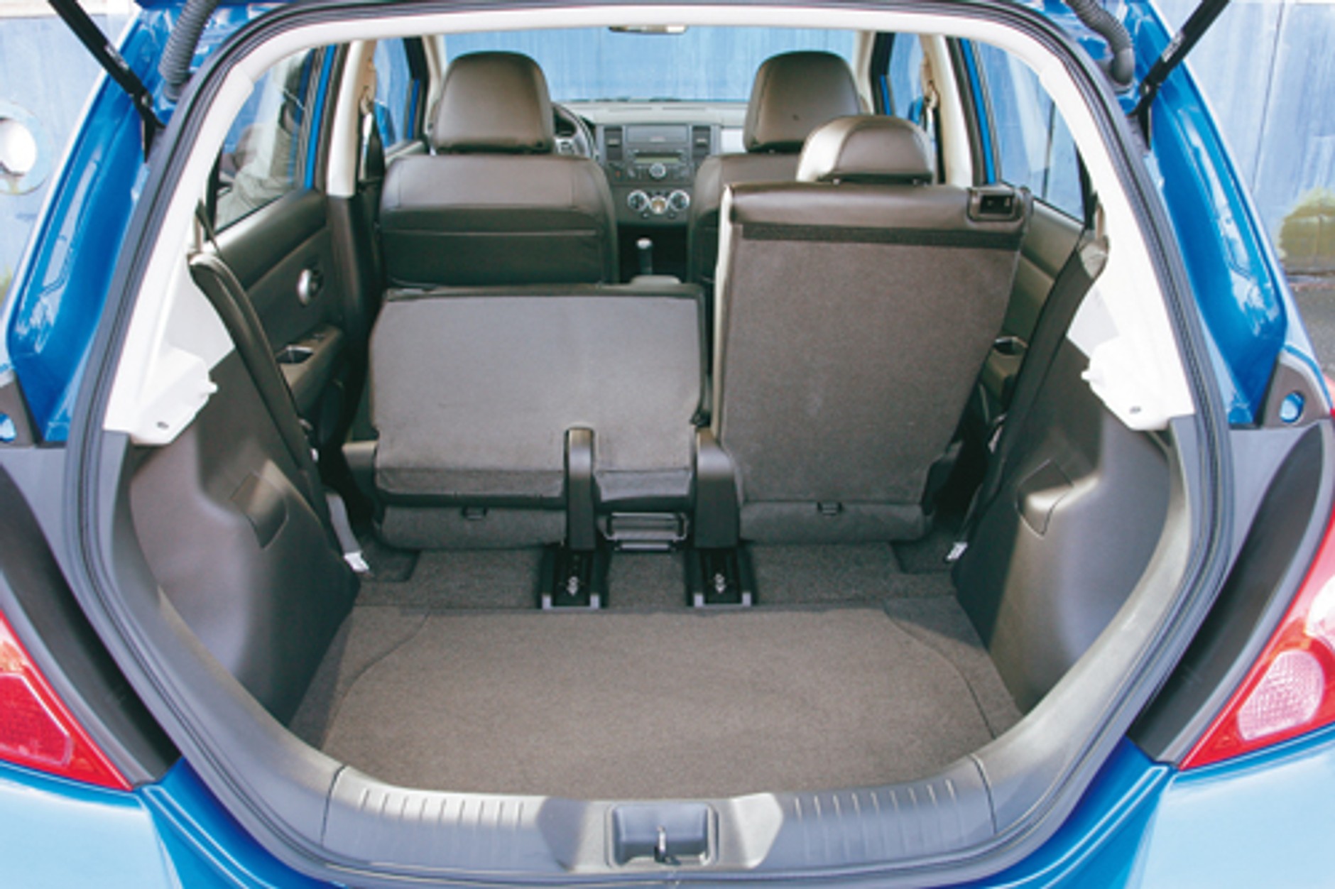 VW Golf kontra Kia ceed i Nissan Tiida - Porównanie trzech kompaktów