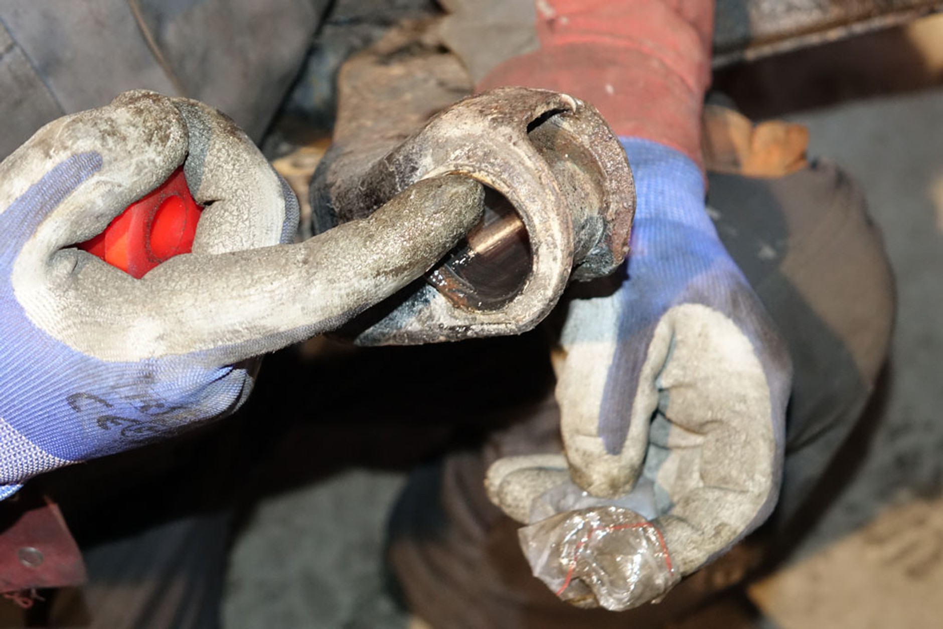 Jak wzmocnić zawieszenie? Poliuretan zamiast gumy