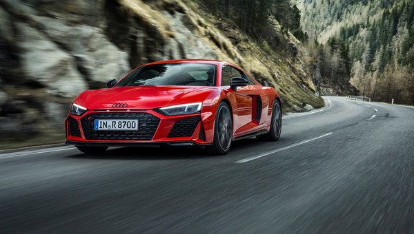 Nowe Audi R8 V10 Performance RWD – mocy przybywaj