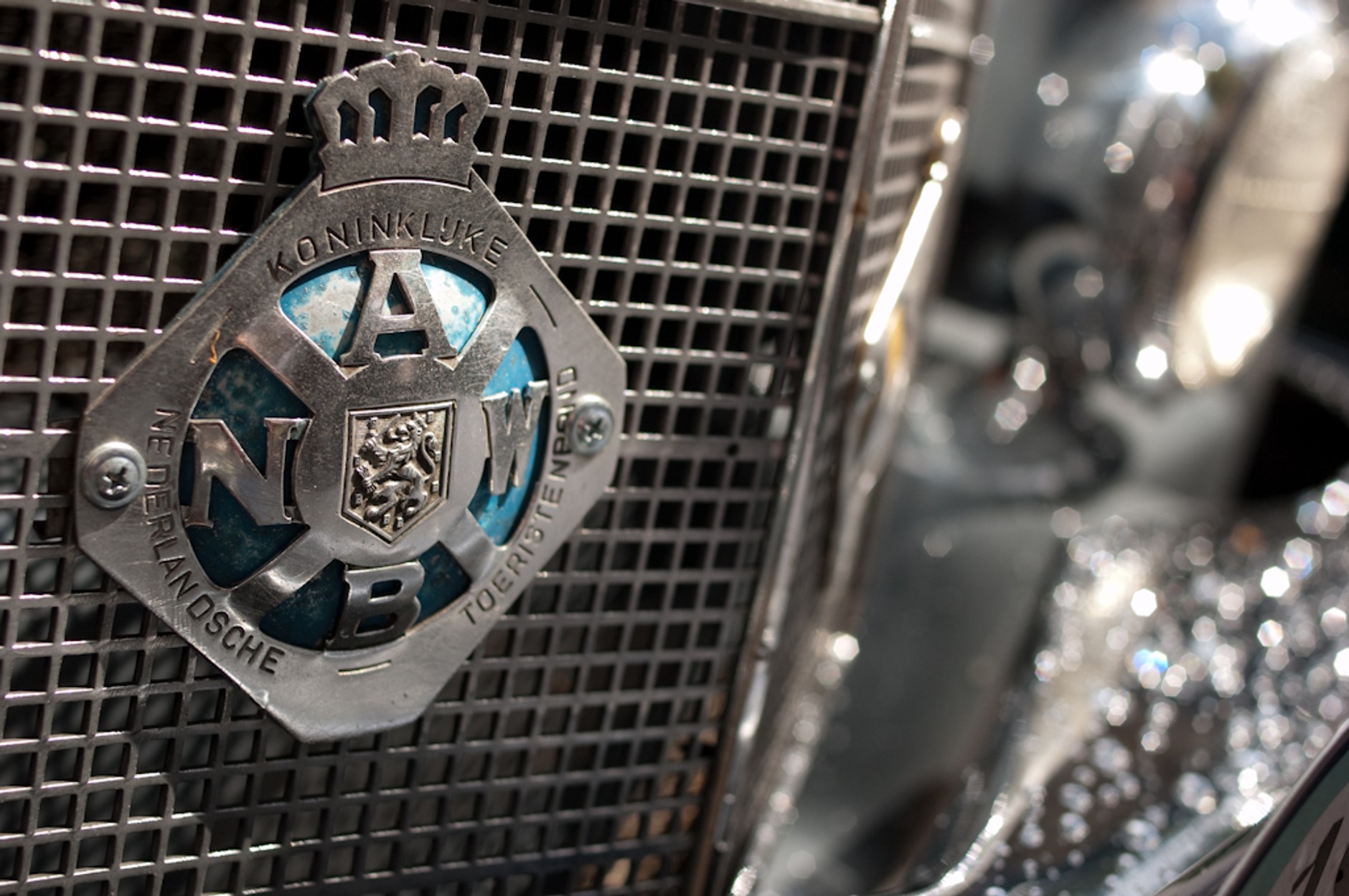 Klasyczne Mercedesy w Wilanowie