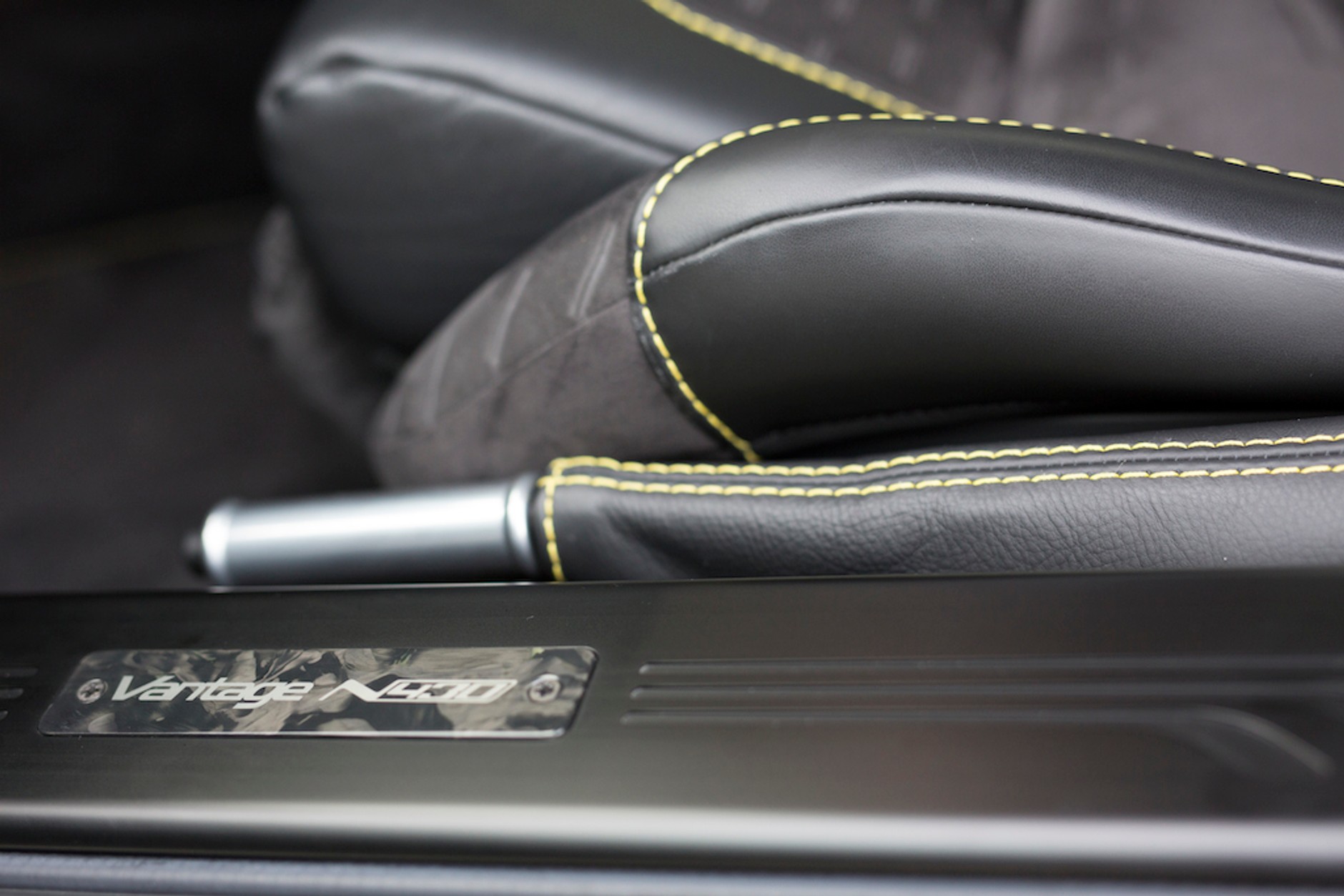 Aston Martin Vantage N430