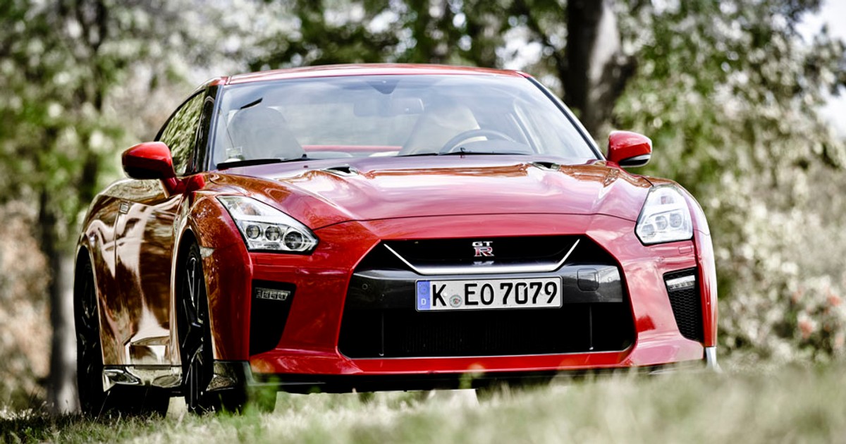 Nissan GT-R - im szybciej tym lepiej