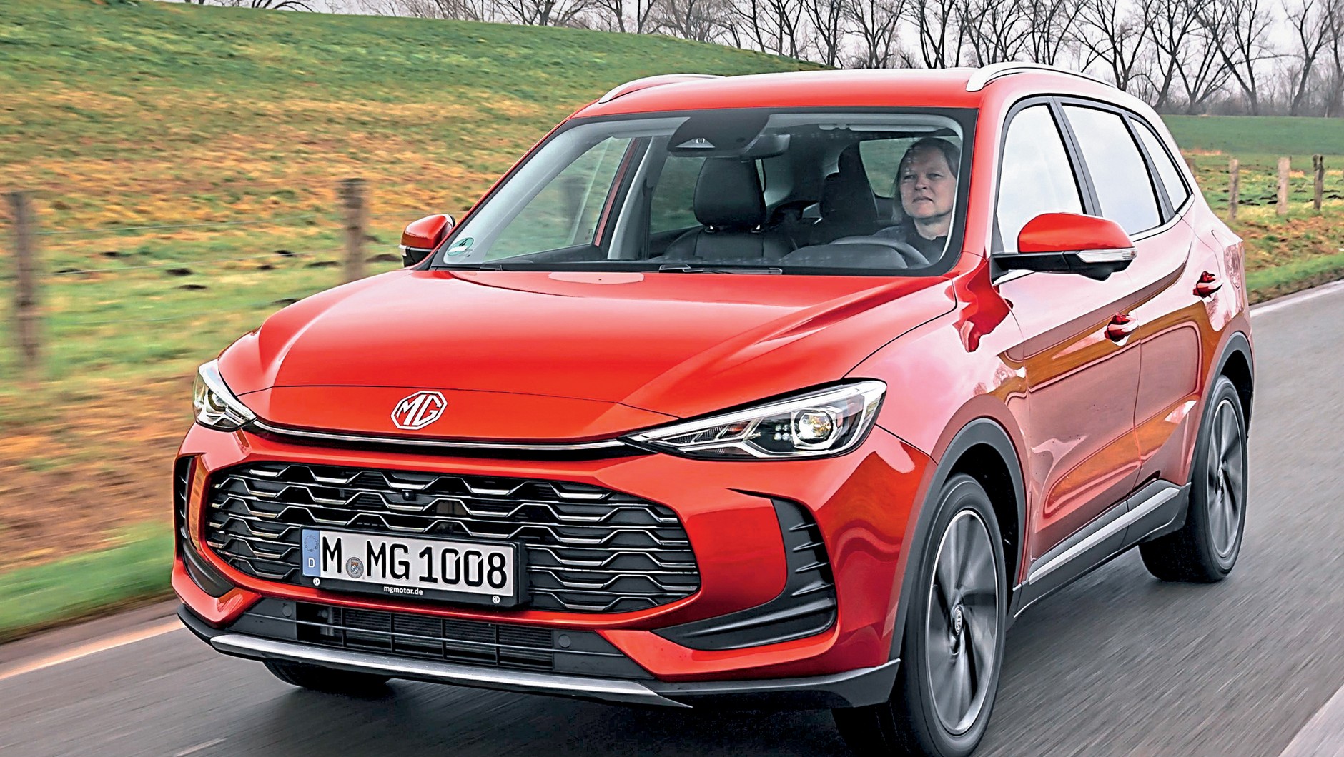 Pojedynek niedrogich SUVów: Dacia i MG