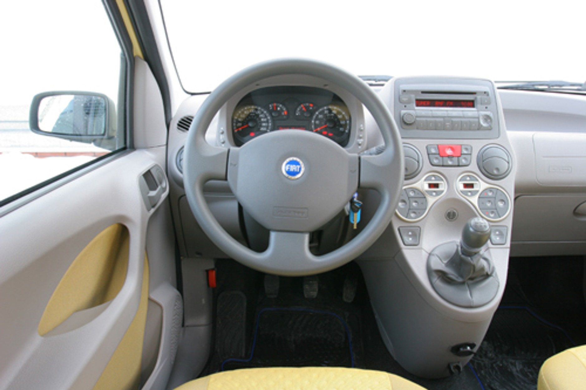 Poradnik kupującego. Co warto kupić Fiata Pandę, Skodę Fabię czy Opla Astrę?