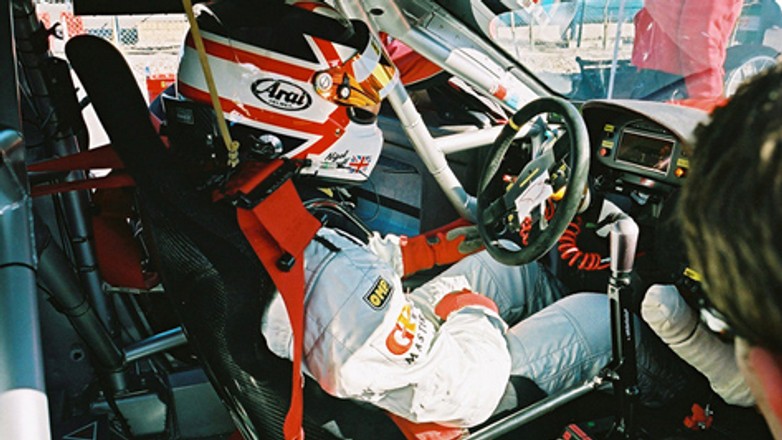 Mansell wraca za kierownicę