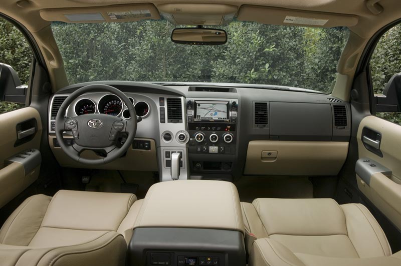 Toyota Sequoia: ani full-size SUV Toyoty nie musi być hybrydą