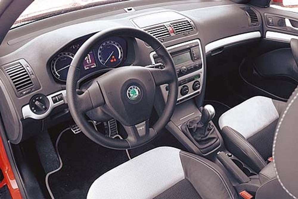 Skoda Octavia RS - Sportowe ambicje